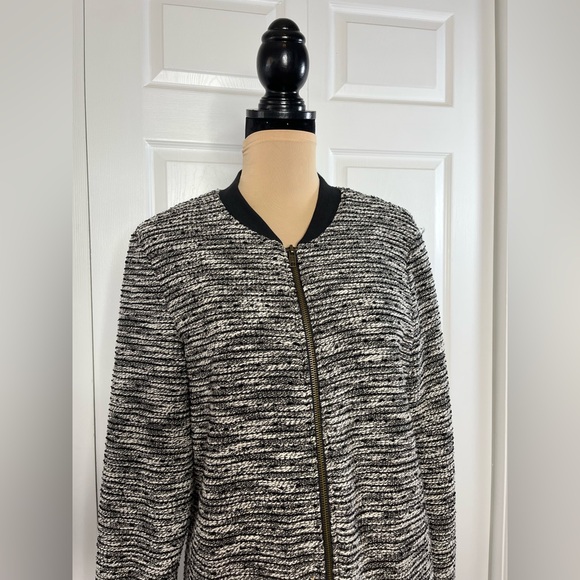 Sanctuary Women's Black and White tweed bomberJacket, long, zipper front ,size L - Picture 7 of 17
